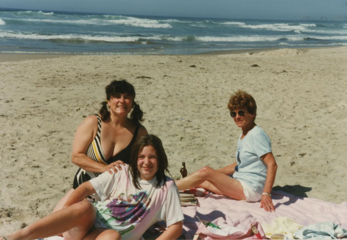 Judi Mandy Cleo Tillamook