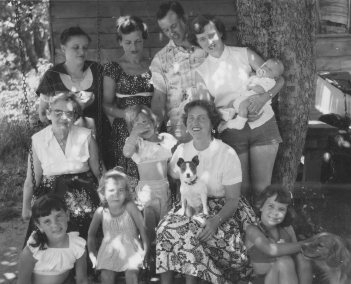 Group, Auntie Blanche